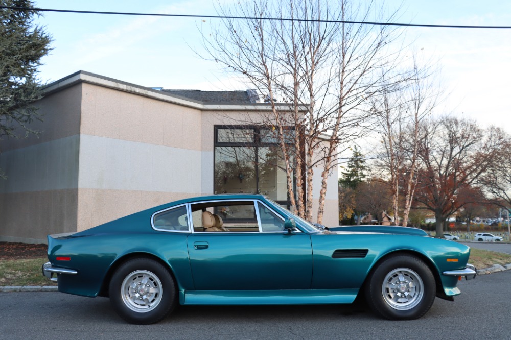 1976 Aston Martin V8 3