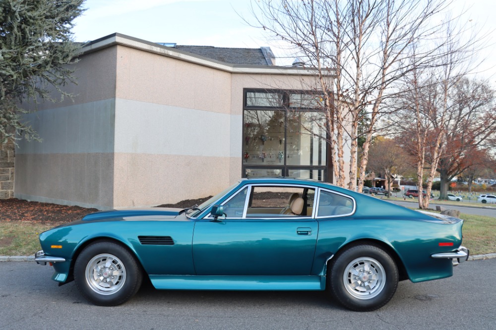 1976 Aston Martin V8 4