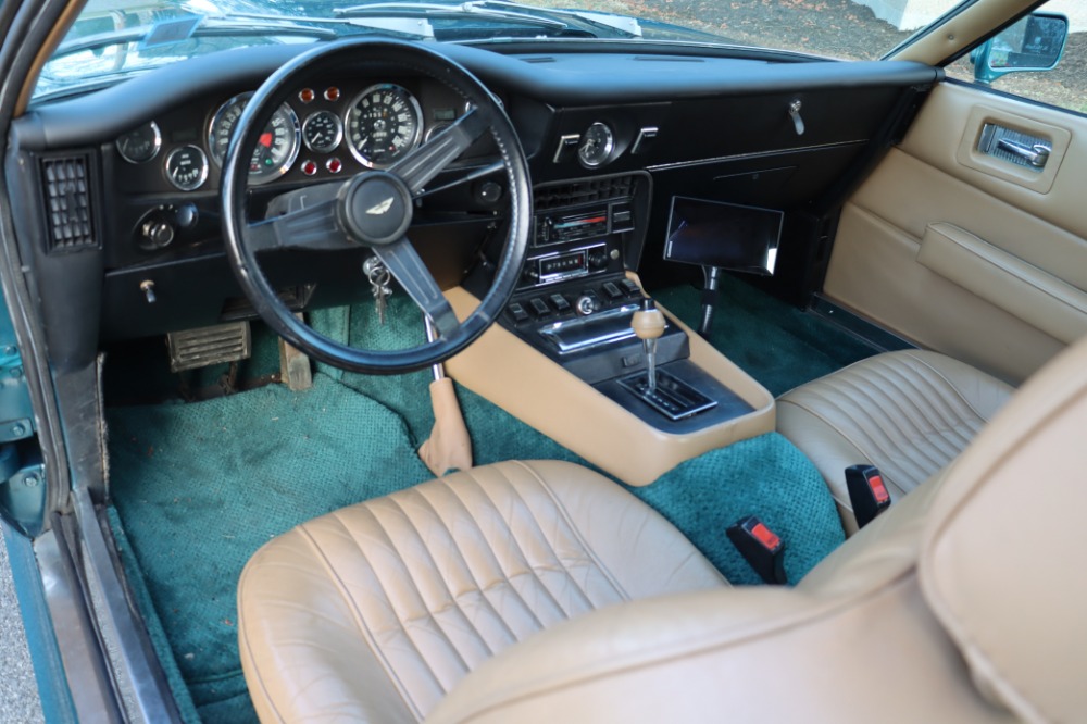 1976 Aston Martin V8 7