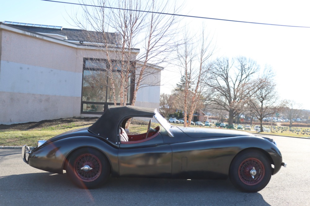 1953 Jaguar XK120 3