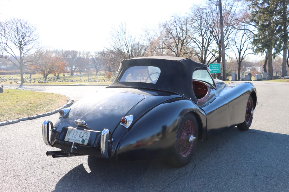 1953 Jaguar XK120 5
