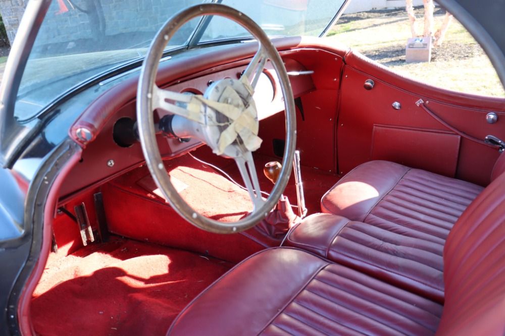 1953 Jaguar XK120 7