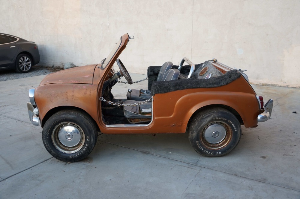 1968 Fiat 500 Jolly 4