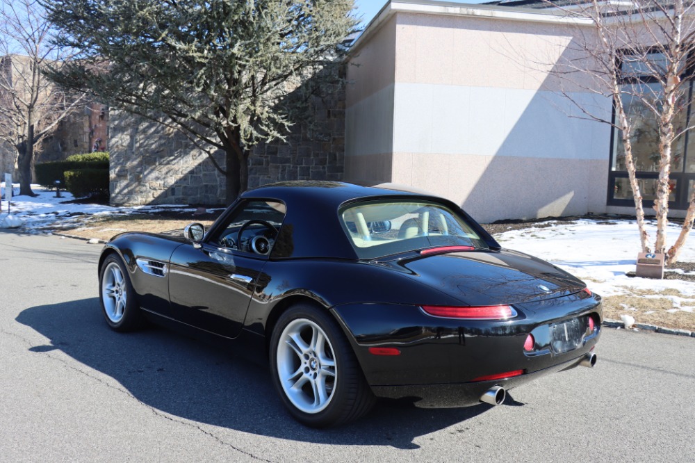 2001 BMW Z8 6