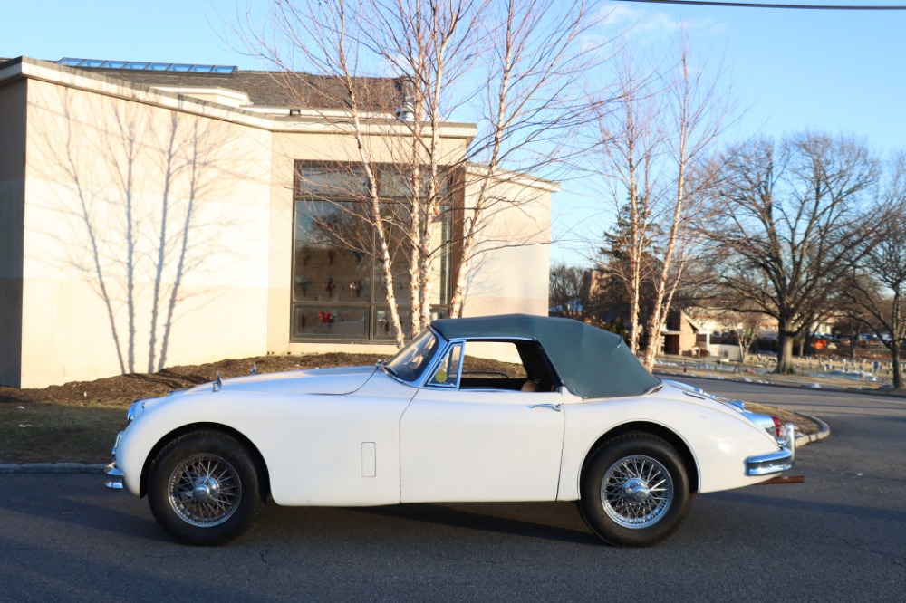 1960 Jaguar XK150 4