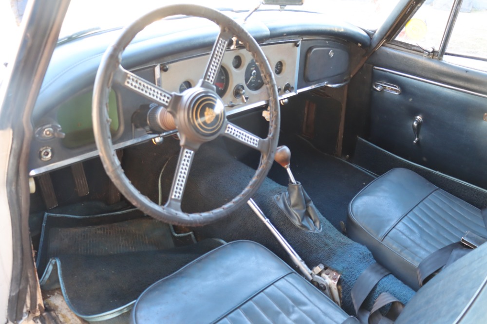 1960 Jaguar XK150 7