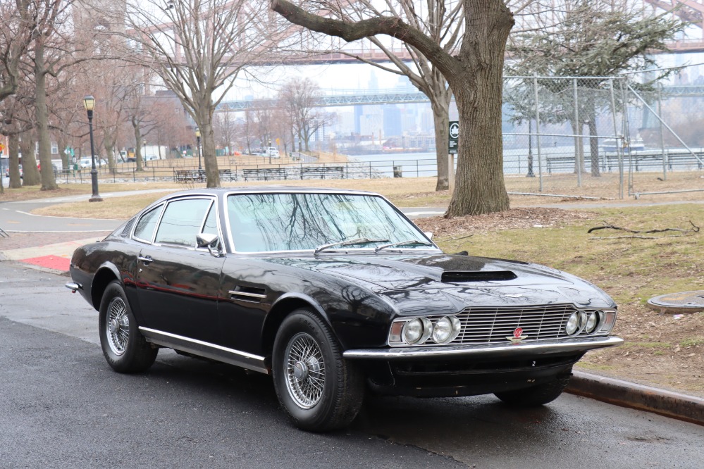 1970 Aston Martin DBS 1