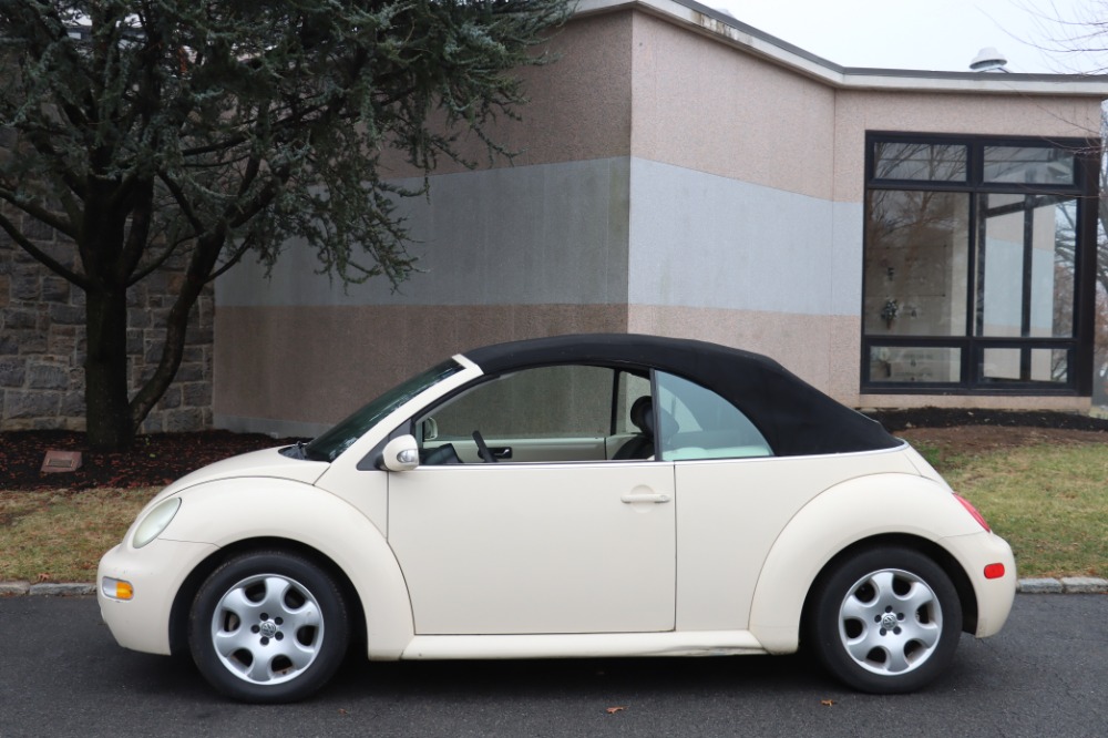 2003 Volkswagen Beetle 4
