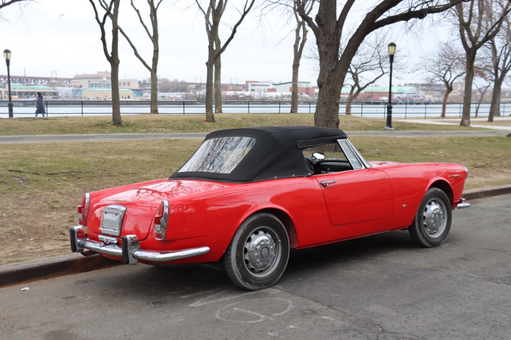 1963 Alfa Romeo 2600 3