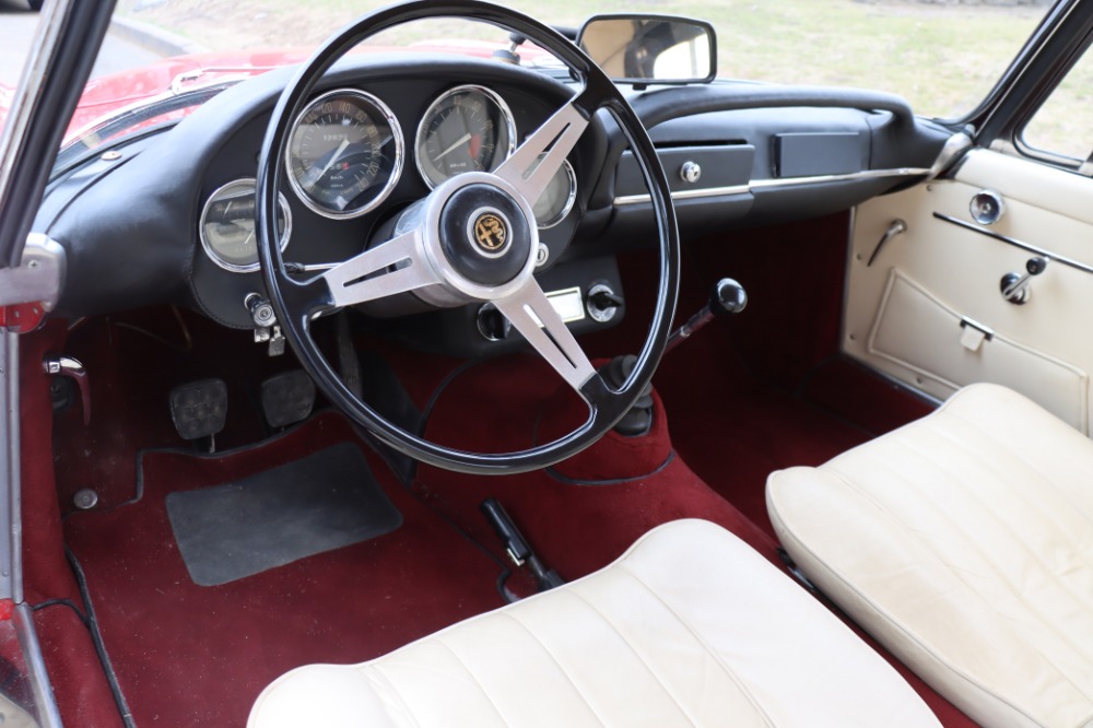 1963 Alfa Romeo 2600 4