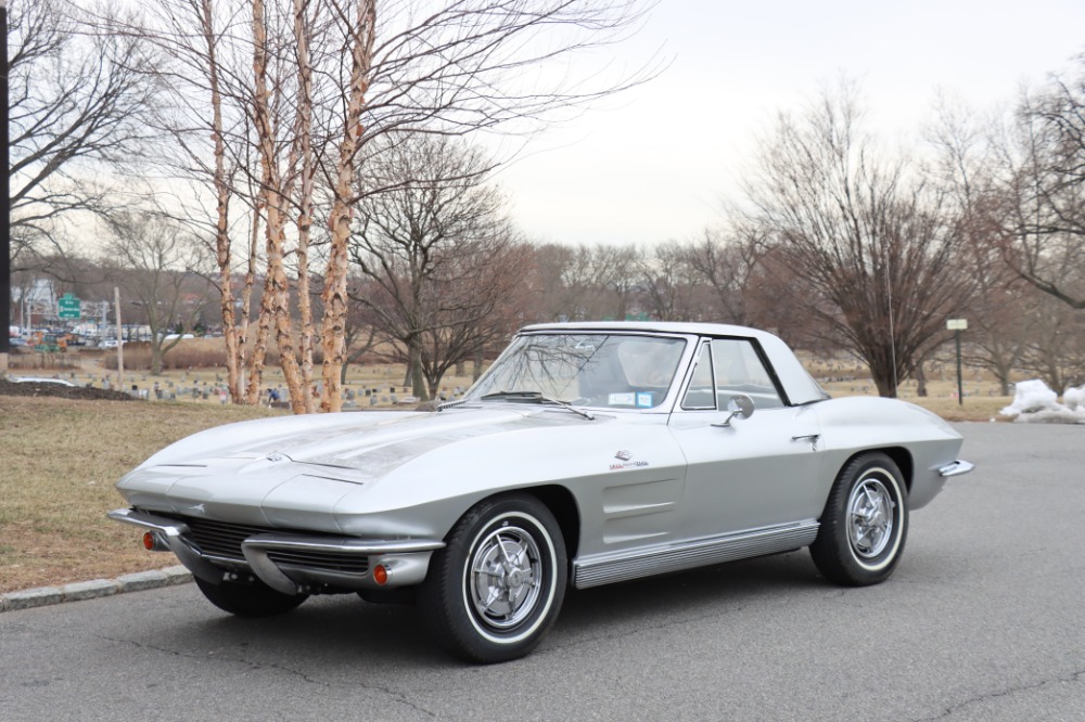 1963 Chevrolet Corvette 2