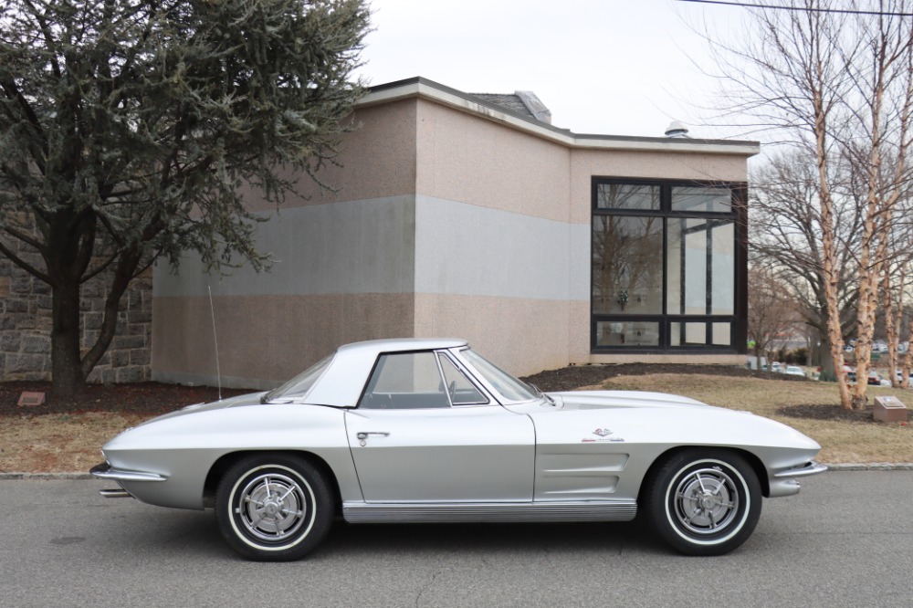 1963 Chevrolet Corvette 3