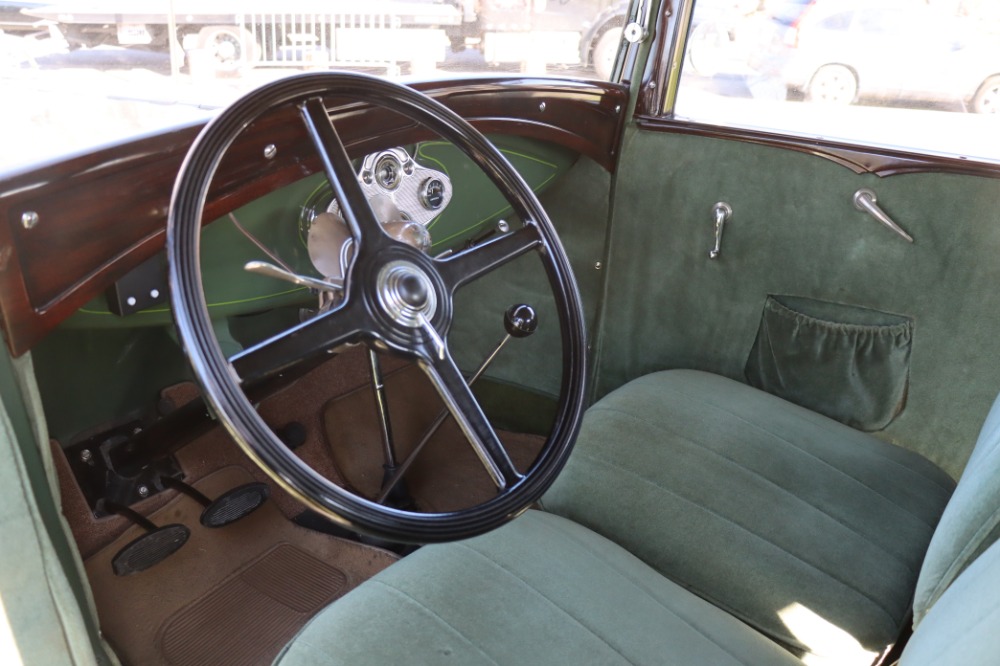 1931 Ford Model A 7