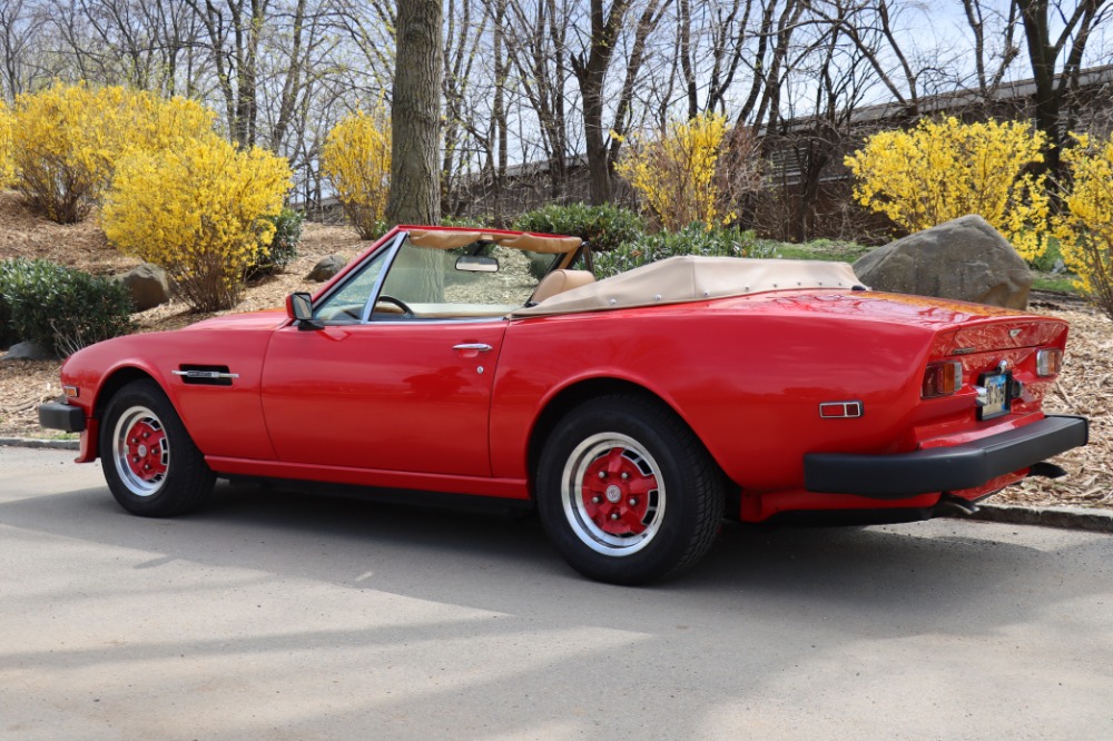 1979 Aston Martin V8 Volante 6