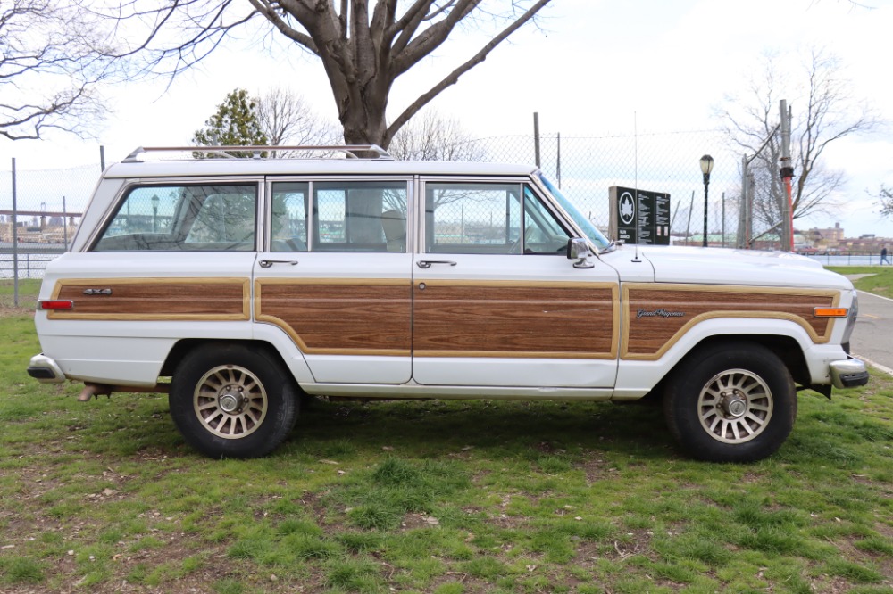 Used 1991 Jeep Grand Wagoneer   | Astoria, NY