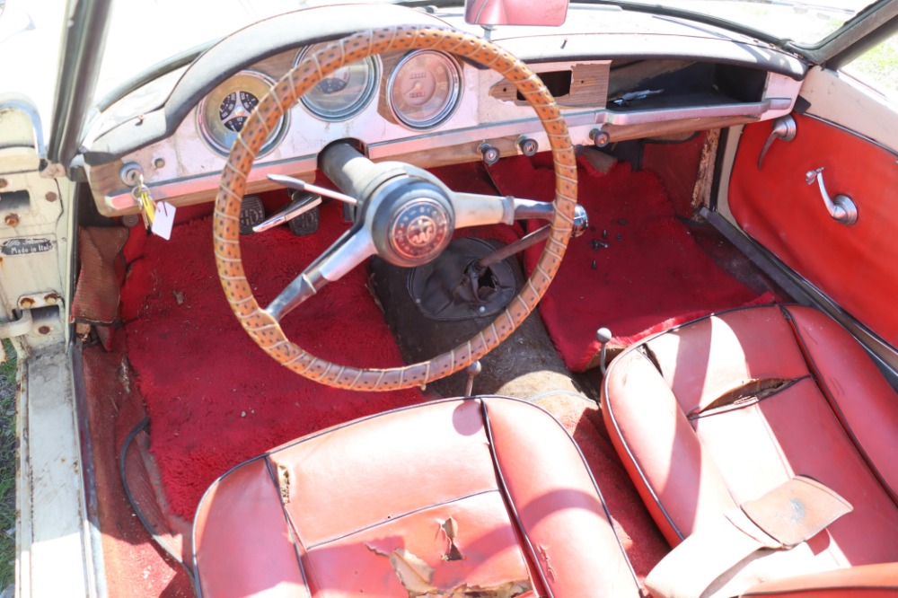 1958 Alfa Romeo Spider Veloce 6