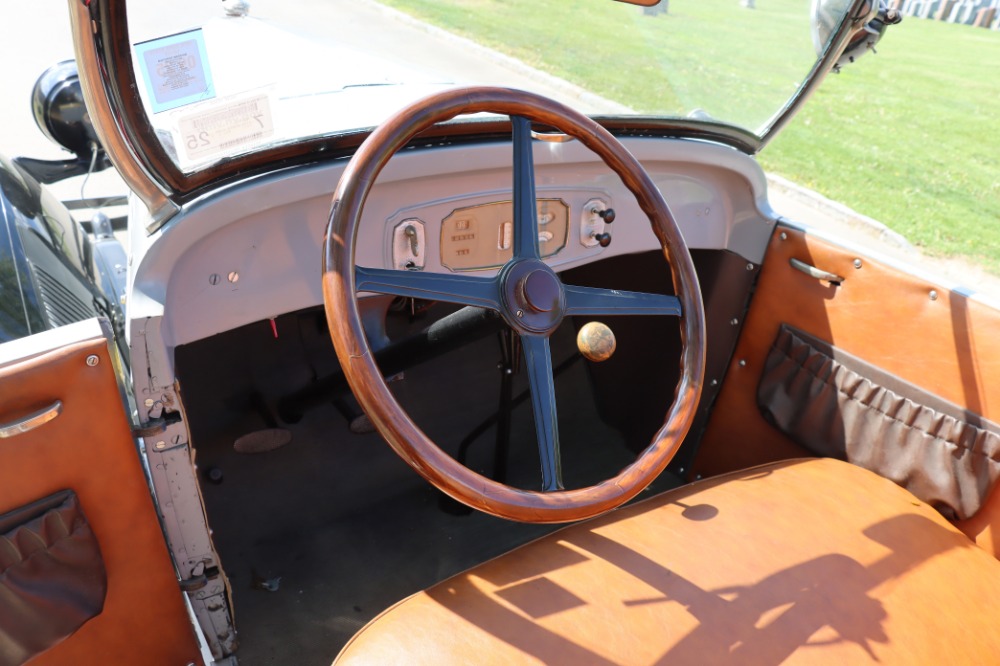 1928 Pontiac Sport Roadster 7