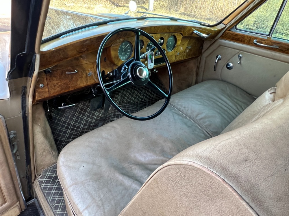 1960 Rolls-Royce Phantom V 4