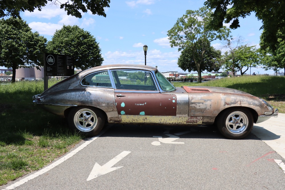 1966 Jaguar XKE 3