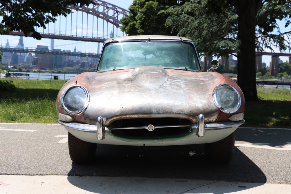 1966 Jaguar XKE 4