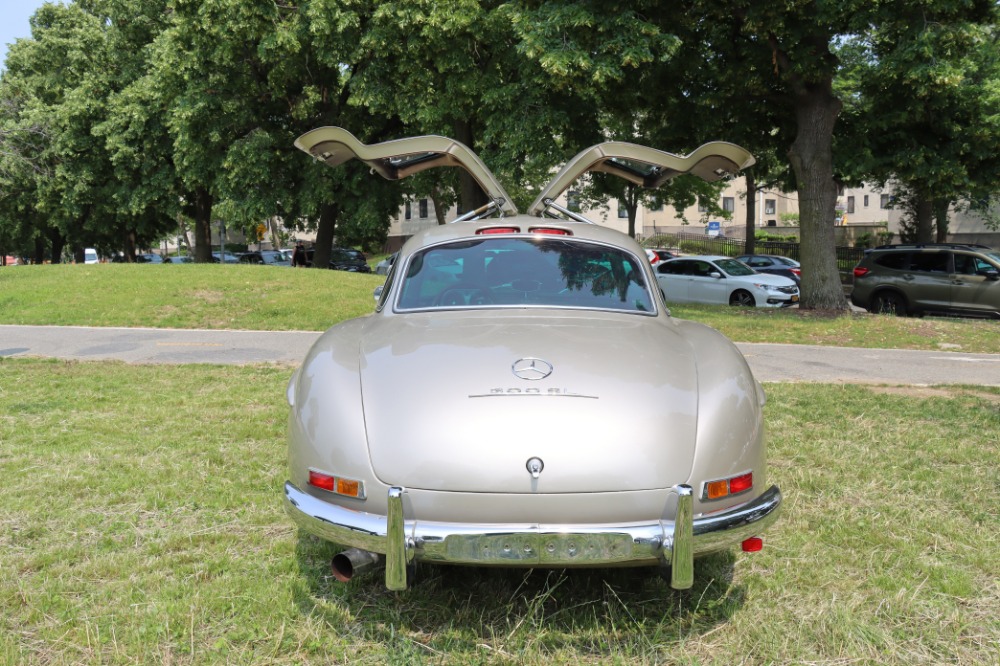 Used 1991 Mercedes-Benz 300SL Gullwing   | Astoria, NY