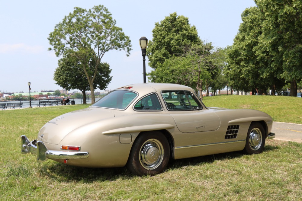 Used 1991 Mercedes-Benz 300SL Gullwing   | Astoria, NY