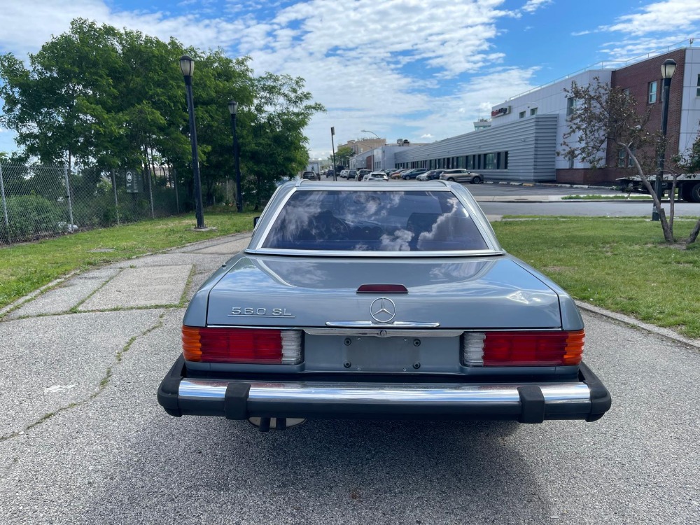 Used 1988 Mercedes-Benz 560-Class 560 SL  | Astoria, NY