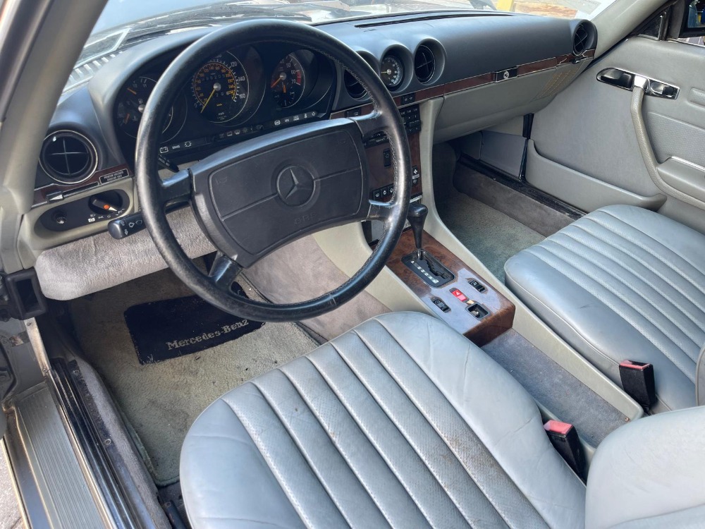 Used 1988 Mercedes-Benz 560-Class 560 SL  | Astoria, NY