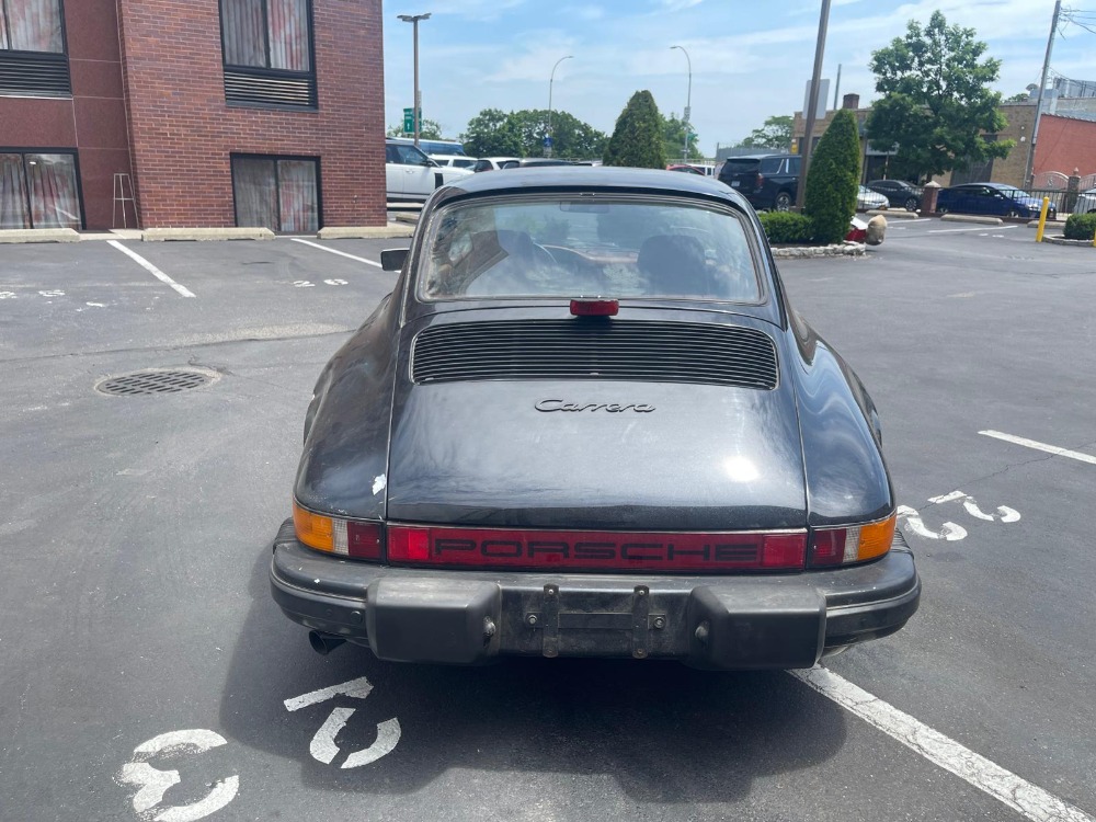 1975 Porsche 911 5