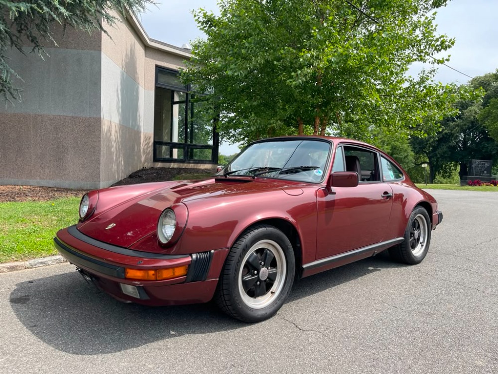 1985 Porsche 911 2
