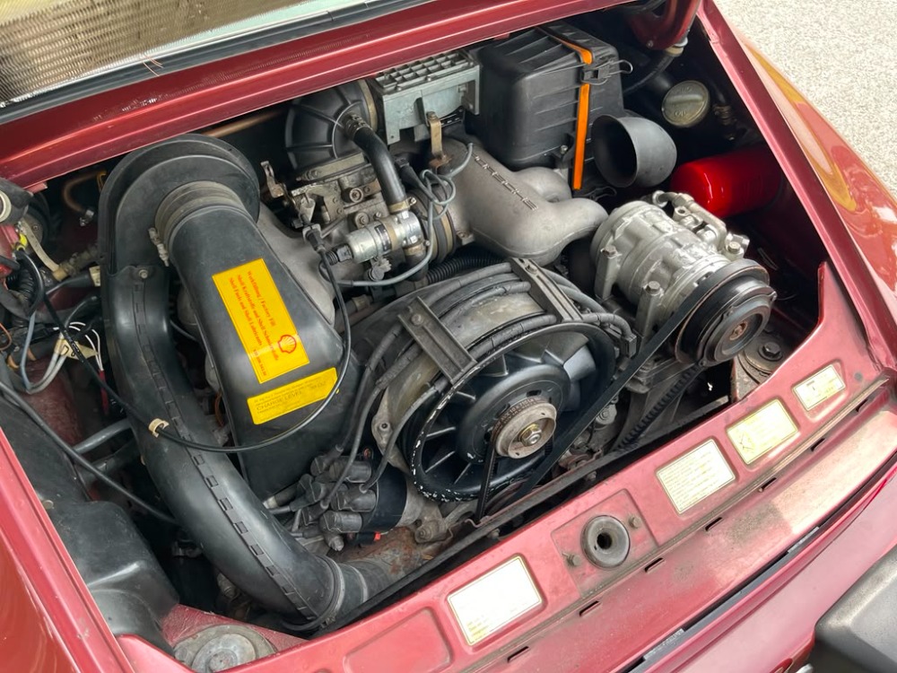 1985 Porsche 911 8