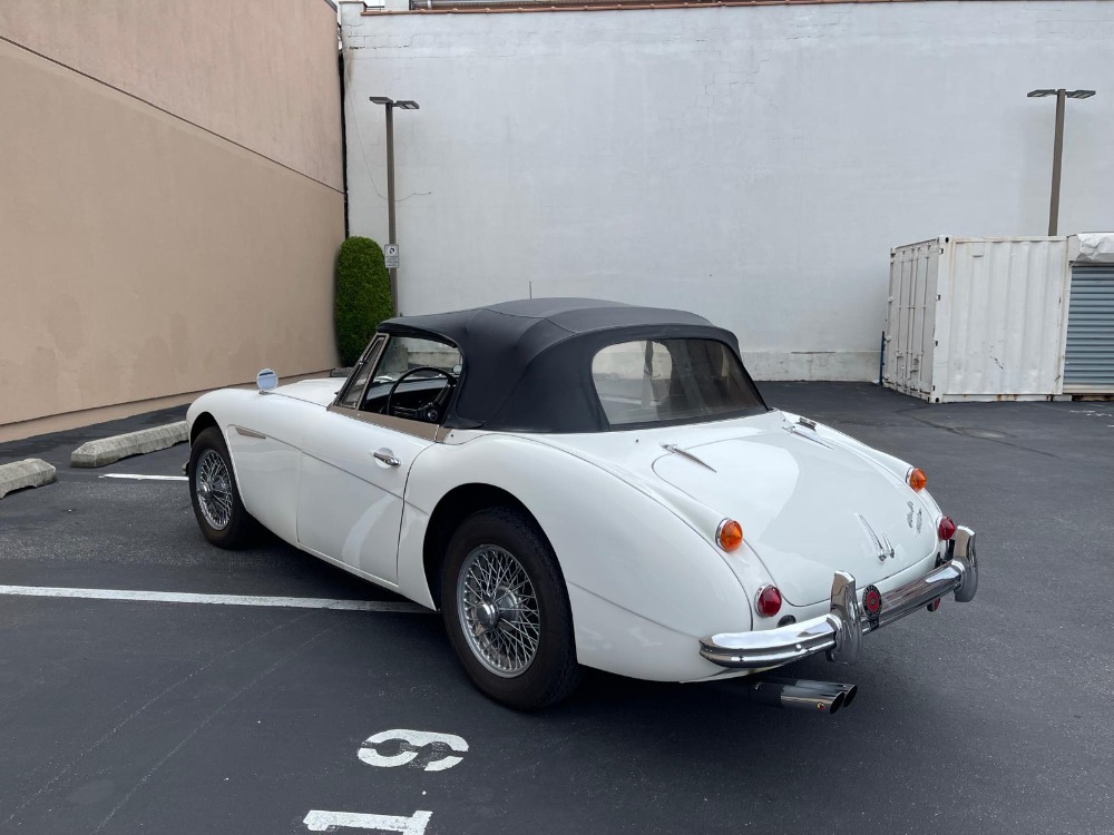 1966 Austin-Healey 3000 MK III 6