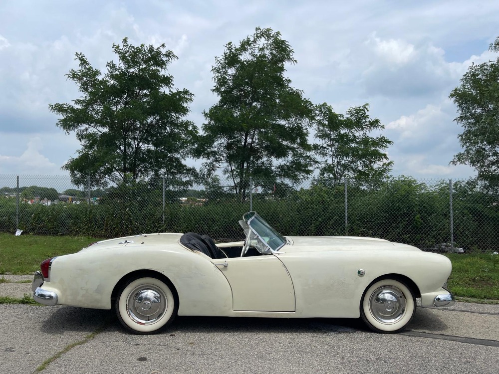 1954 Kaiser Darrin 3