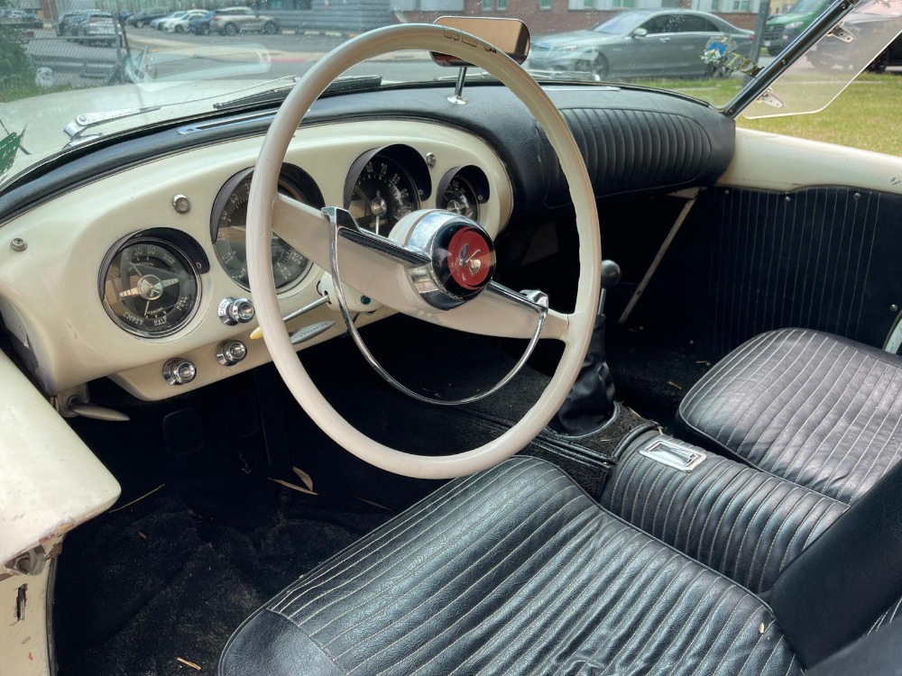 1954 Kaiser Darrin 6