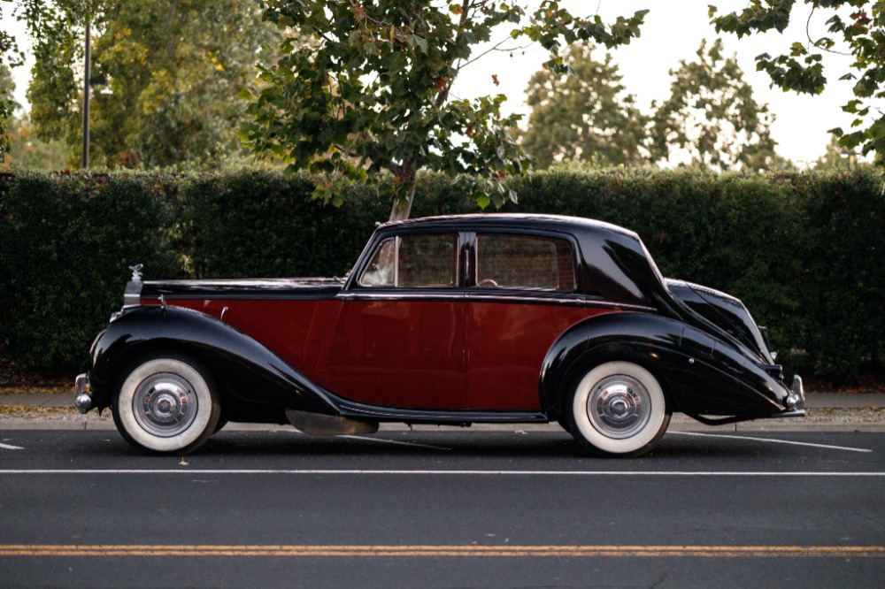 1954 Rolls-Royce Silver Dawn 2