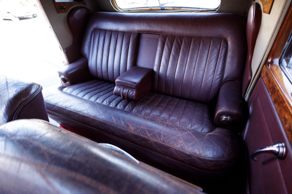 1954 Rolls-Royce Silver Dawn 8