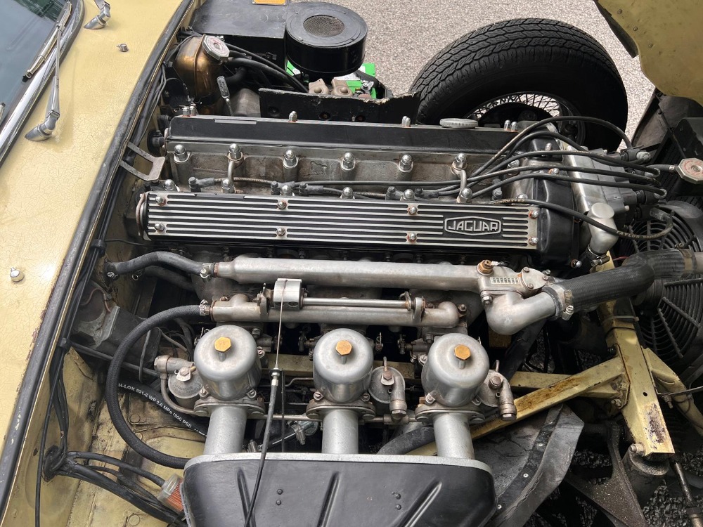 1968 Jaguar XKE 8