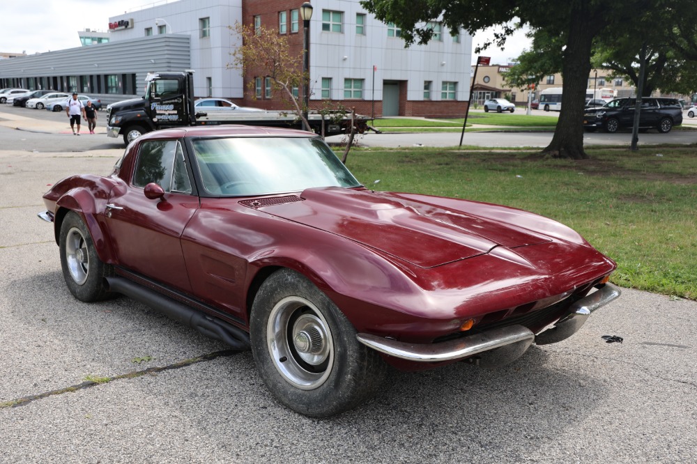 1963 Chevrolet Corvette 2