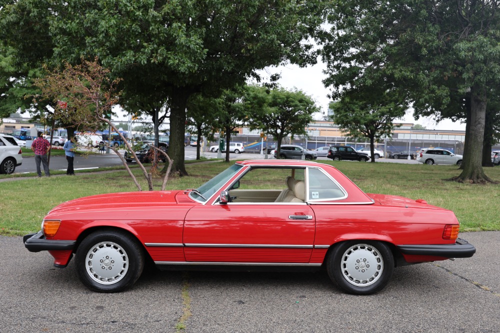 1989 Mercedes-Benz 560SL 4
