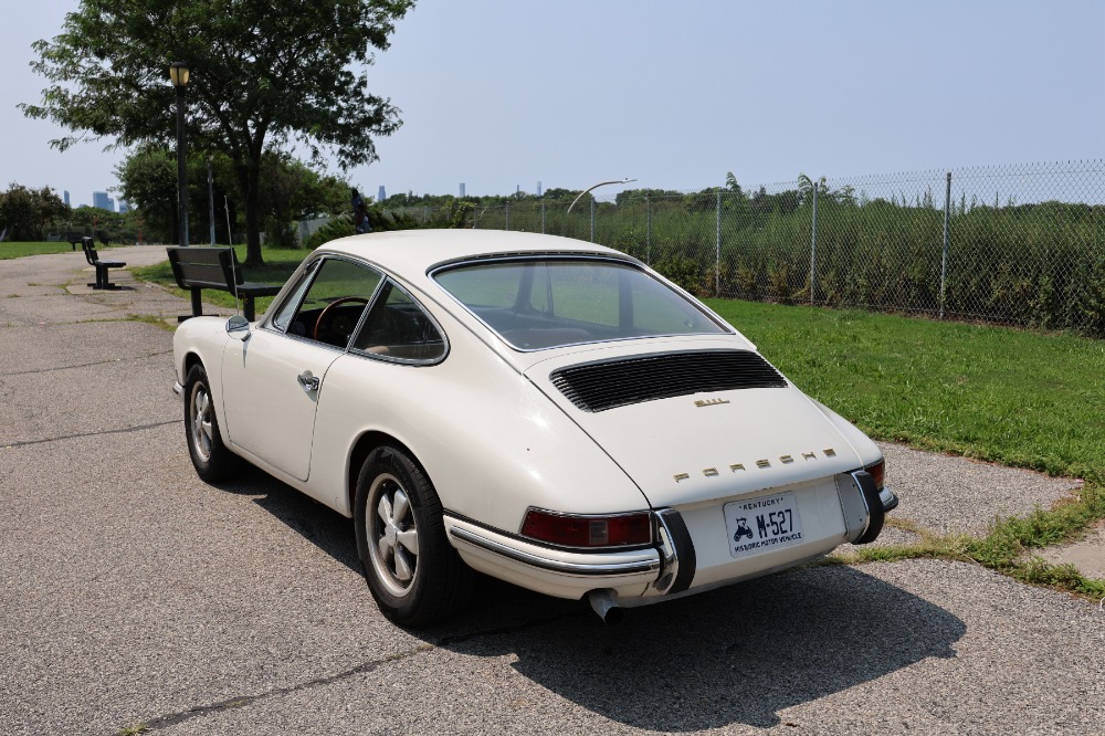 1968 Porsche 911L 6