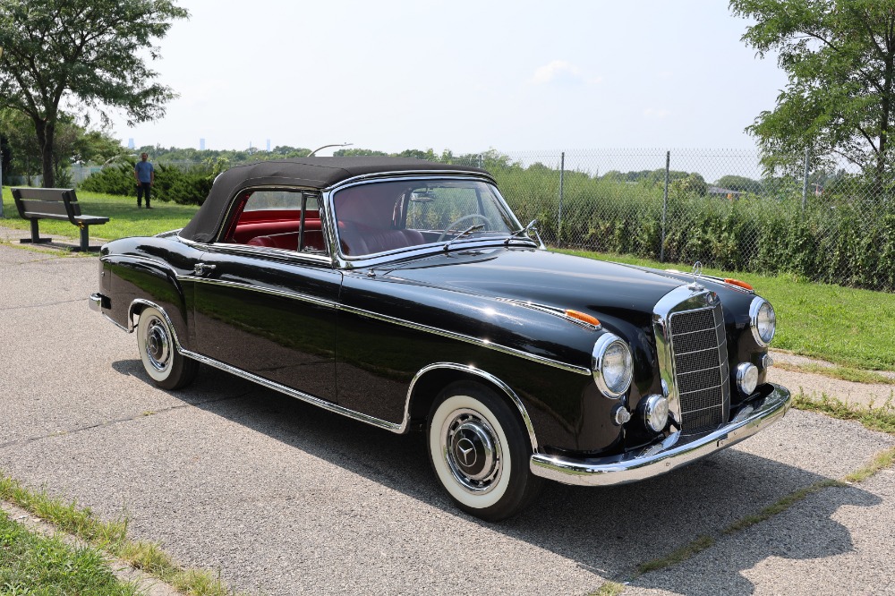 1959 Mercedes-Benz 220S 1