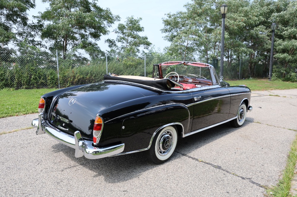 1959 Mercedes-Benz 220S 6
