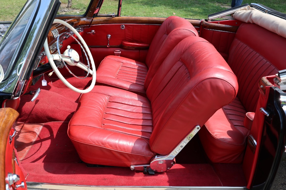 1959 Mercedes-Benz 220S 8