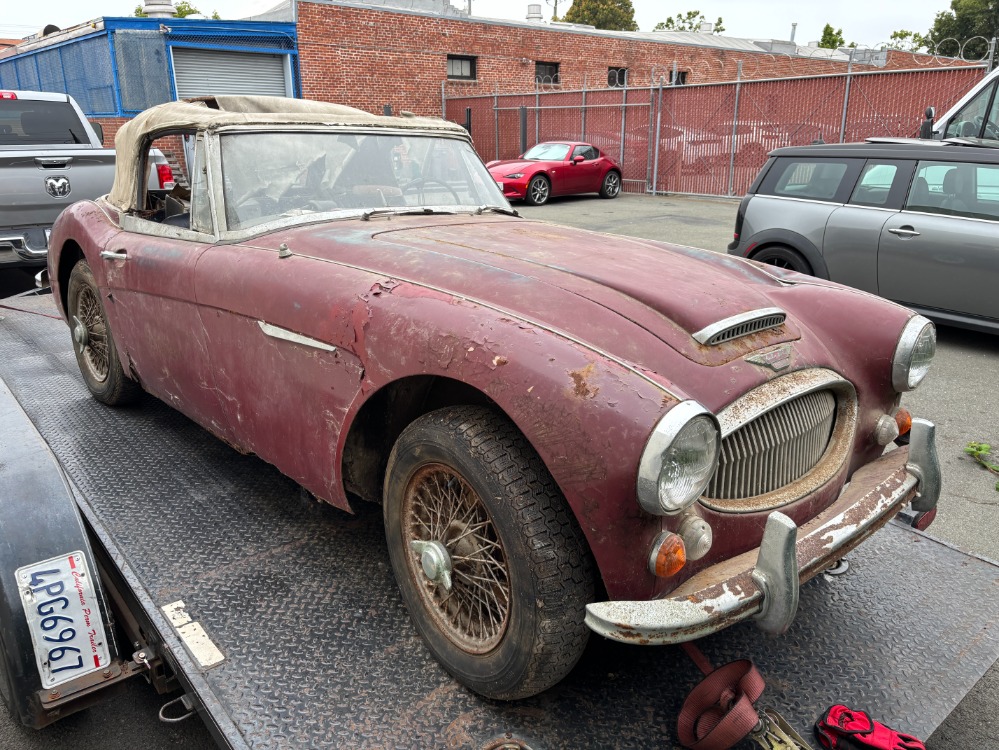 1966 Austin-Healey 3000 MK III 2