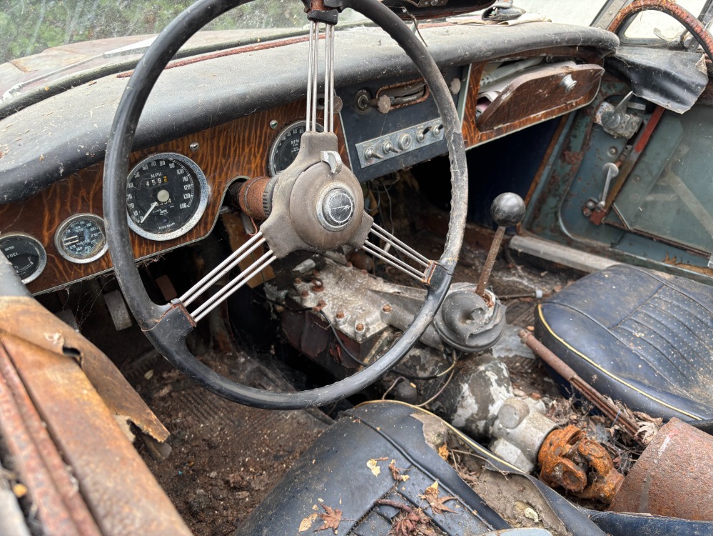 1966 Austin-Healey 3000 MK III 5