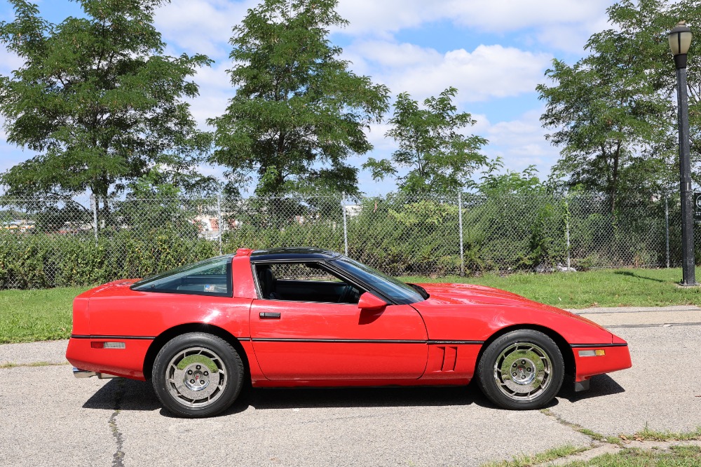 1987 Chevrolet Corvette 3