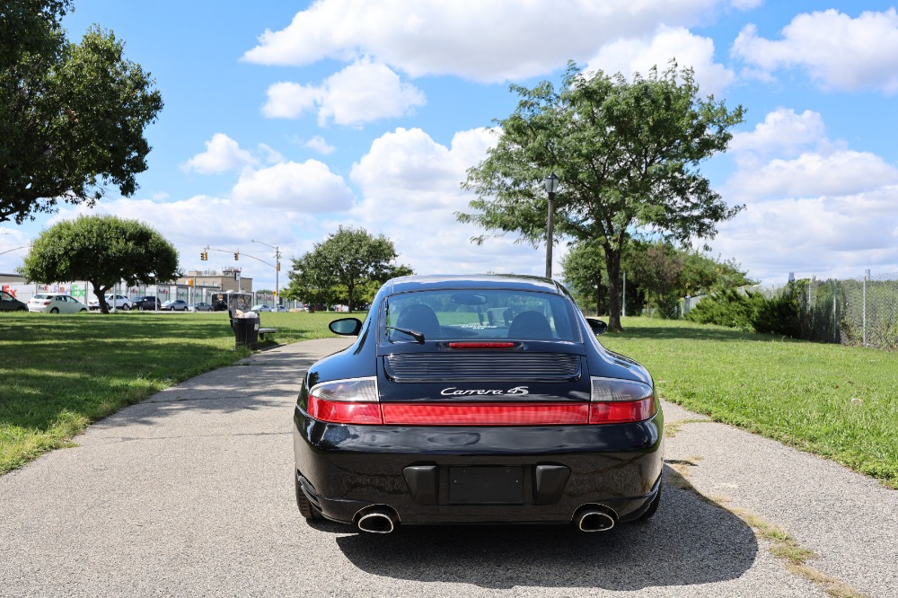 2002 Porsche 911 C4S 5