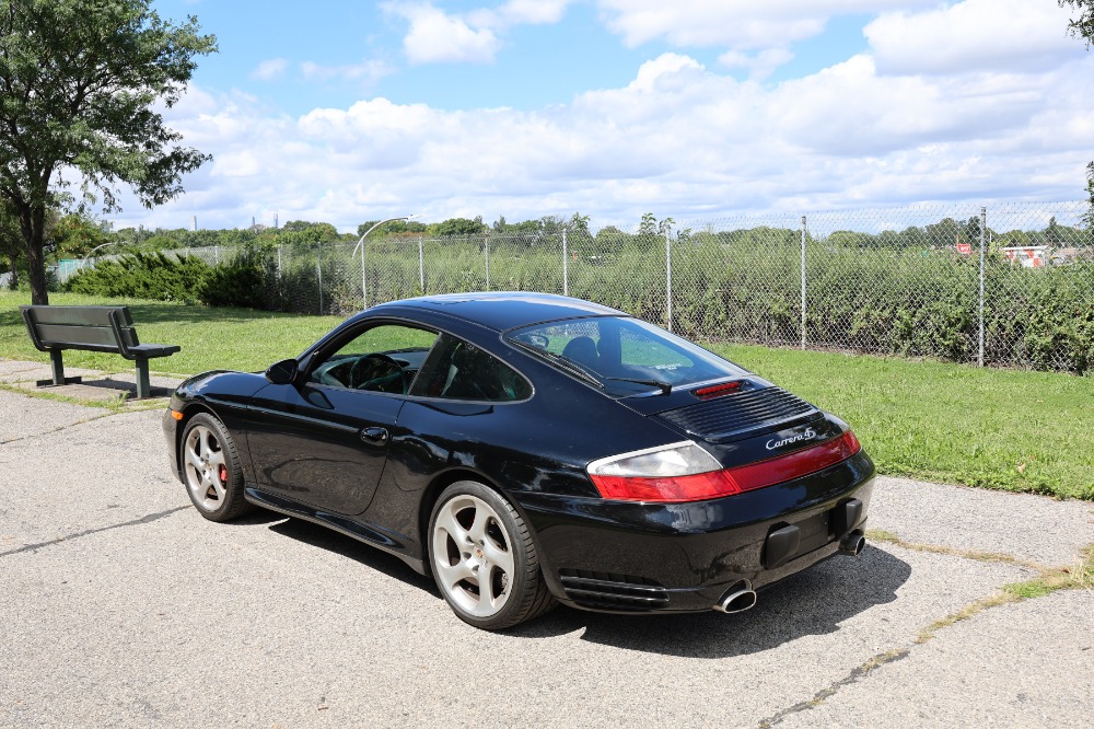 2002 Porsche 911 C4S 6
