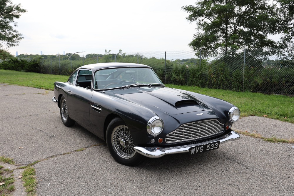 1961 Aston Martin DB4 1