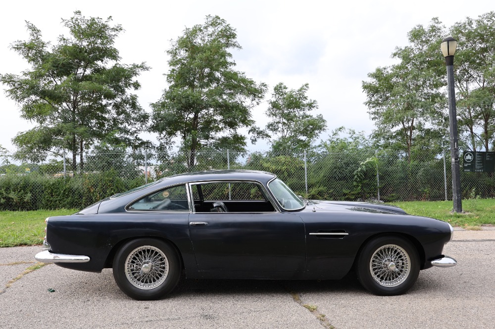 1961 Aston Martin DB4 3